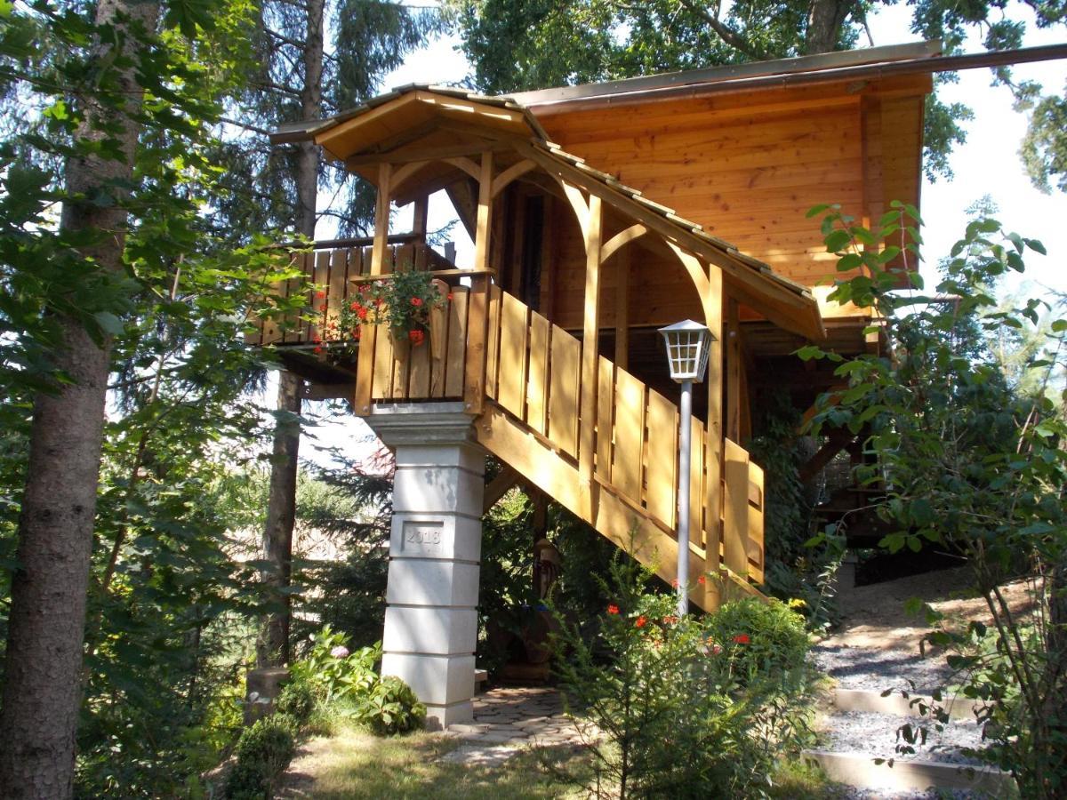 Baumhaus Wolfshoehle Fischach Exterior foto