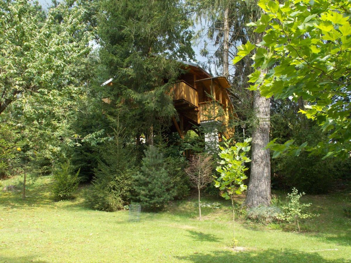 Baumhaus Wolfshoehle Fischach Exterior foto